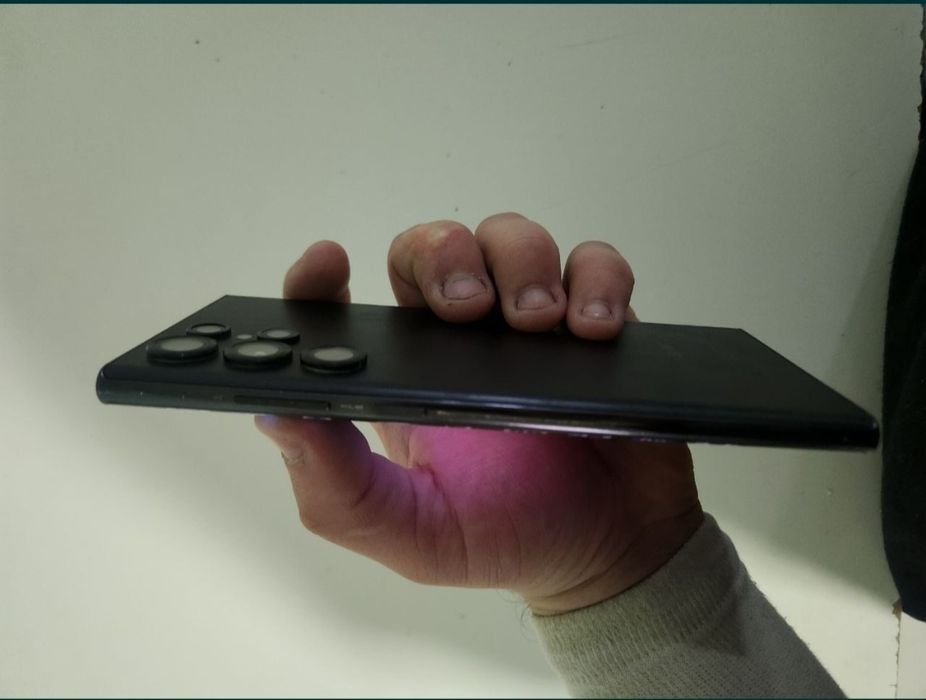 Samsung S 22 ultra 12/256