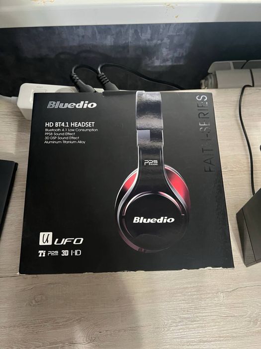 Беспроводные наушники Buedio UFO