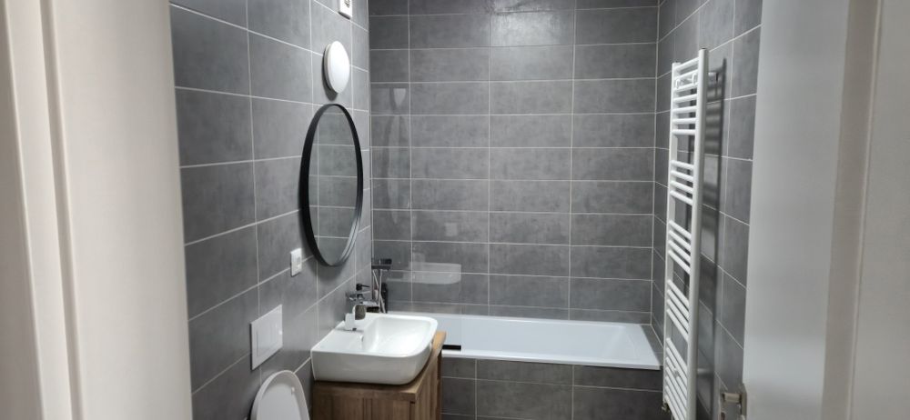 Închiriez apartamente in regim hotelier