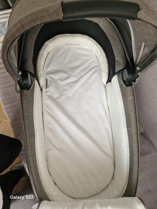 Кош за новородено Cybex Priam 4 /e-PRIAM Lux Eco Manhattan Grey