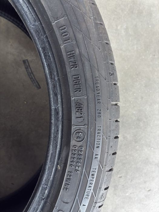 Летни Гуми 18" Континентал 235/40/18