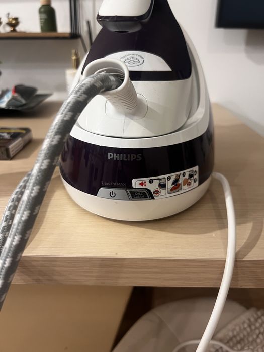 Stație de călcat cu abur Philips PerfectCare Compact Plus GC7933/30