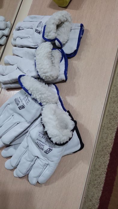 Перчатки строительные