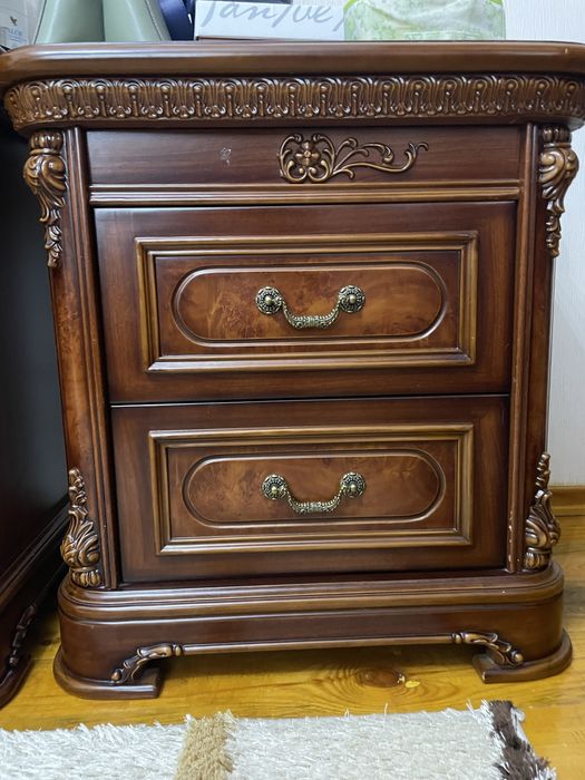 Шкаф, диван, зеркало - Б/У