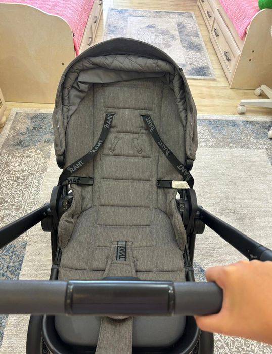 Продам детскую коляску