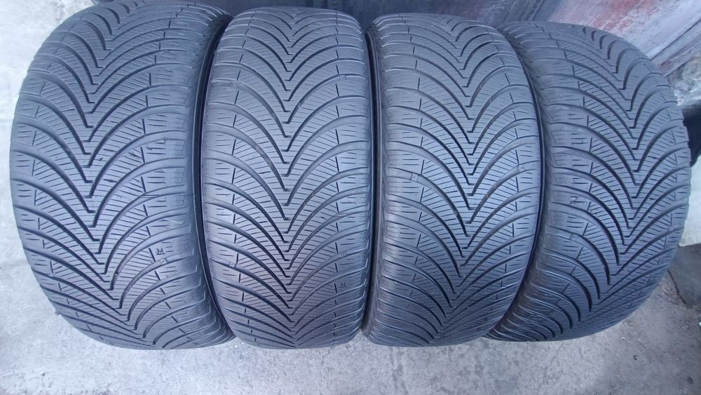 205/50/17 Kumho .