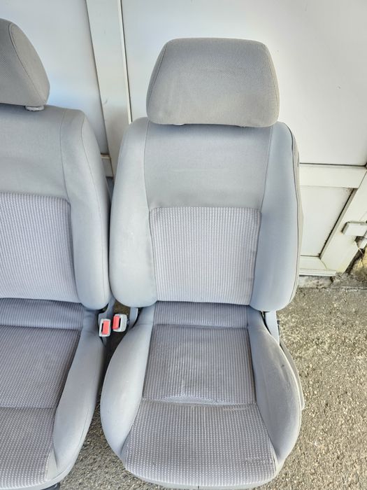 Vand scaune interior fata spate vw golf 4 , vw bora break , stare buna
