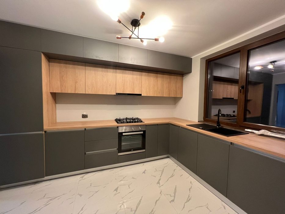 Executam mobila la comanda