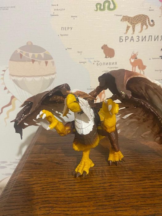 Орёл с крыльями игрушка