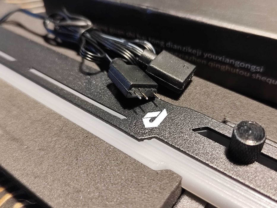 Suport placa video GPU upHere – iluminare RGB