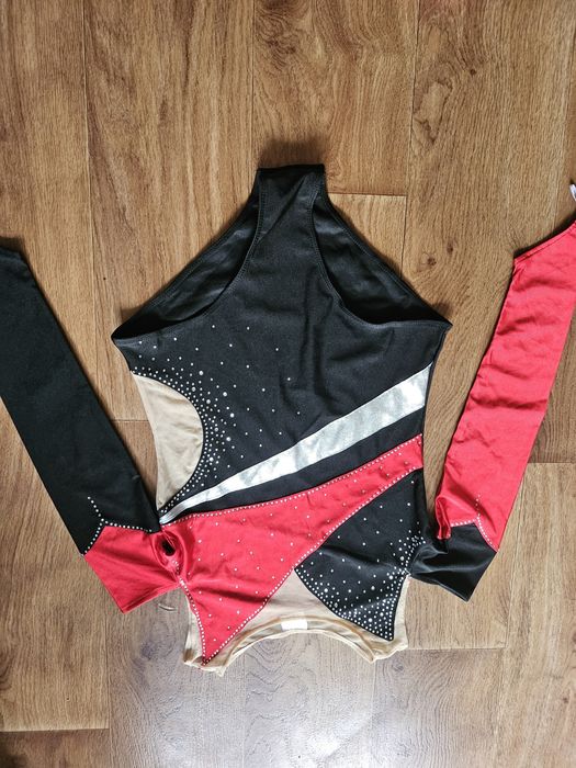 Трико за художествена гимнастика