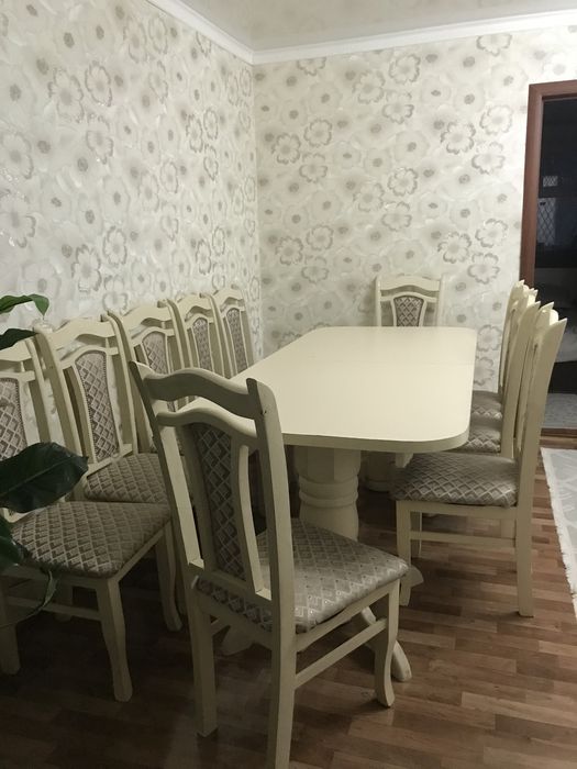 Продам стол со стулями