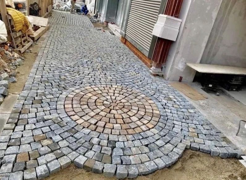 Vânzare și montaj piatră cubică