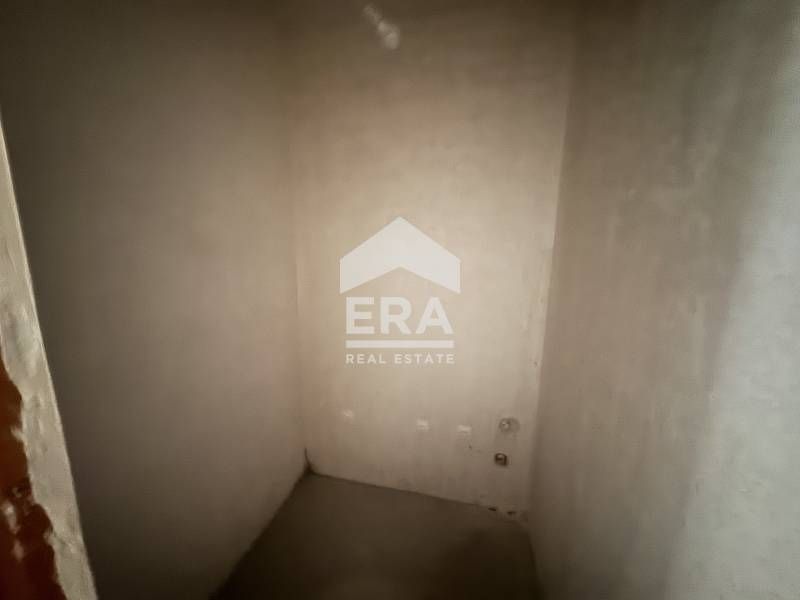 Продава се Тристаен апартамент в к.к. Св.Св. Константин и Елена - 148 кв.м за 2028 €/кв.м - Снимка #6