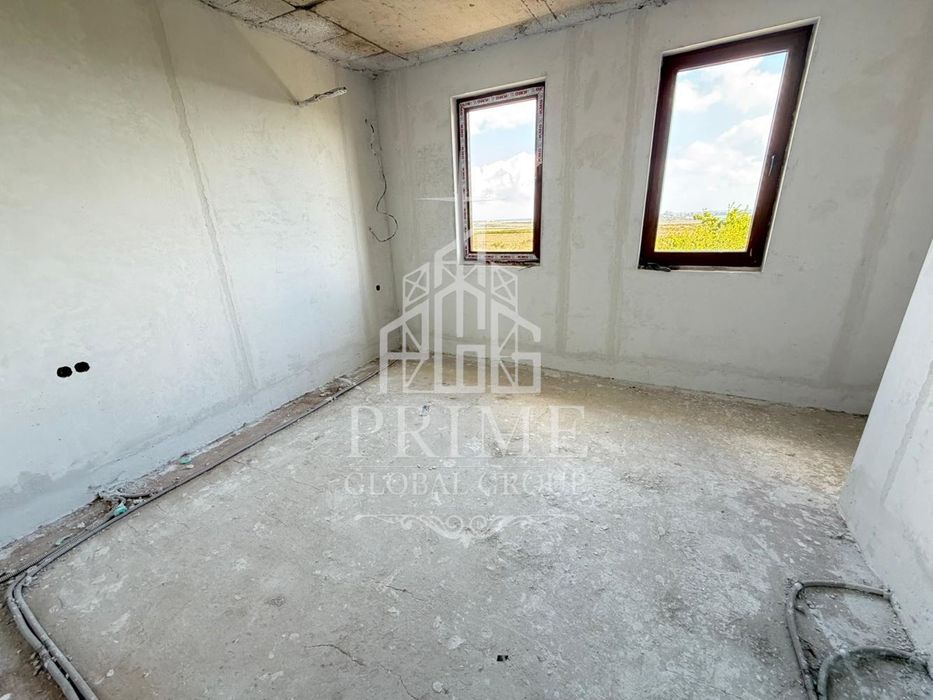 Продава се Къща в Поморие - 192 кв.м за 1209 €/кв.м - Снимка #2