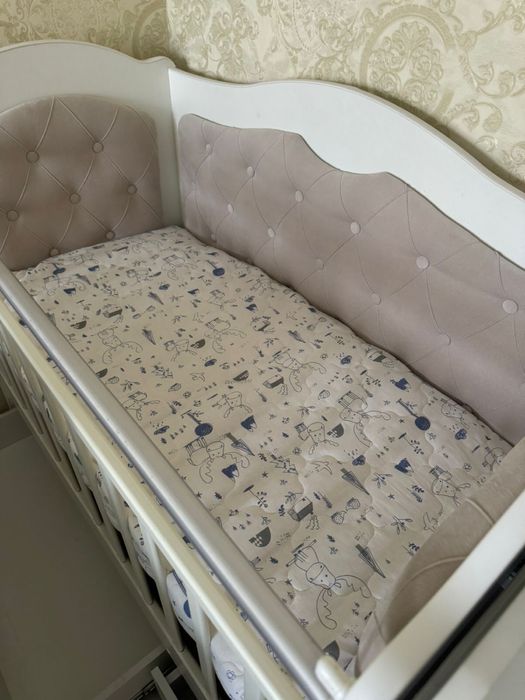 Детская кроватка