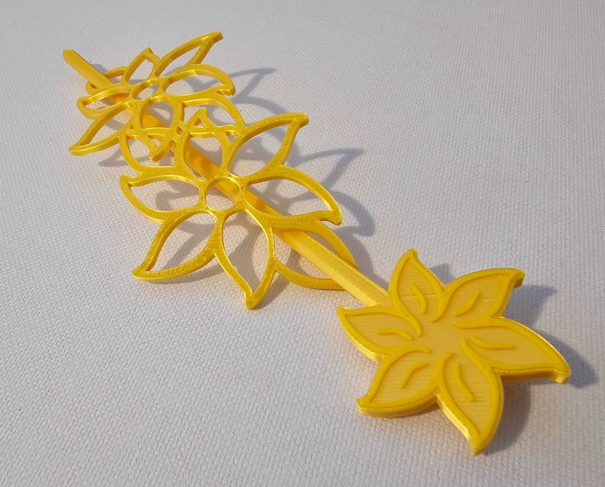 Clama de par cu design floral