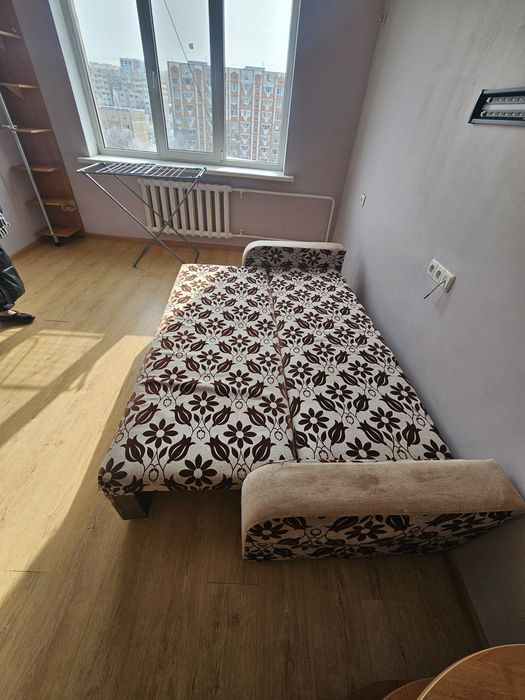 Отдам диван даром срочно