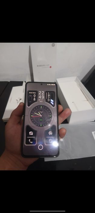 Продам Xiaomi 13 t