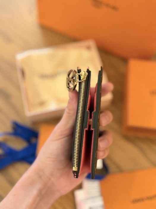 Оригинален нов Louis Vuitton Lisa Wallet
