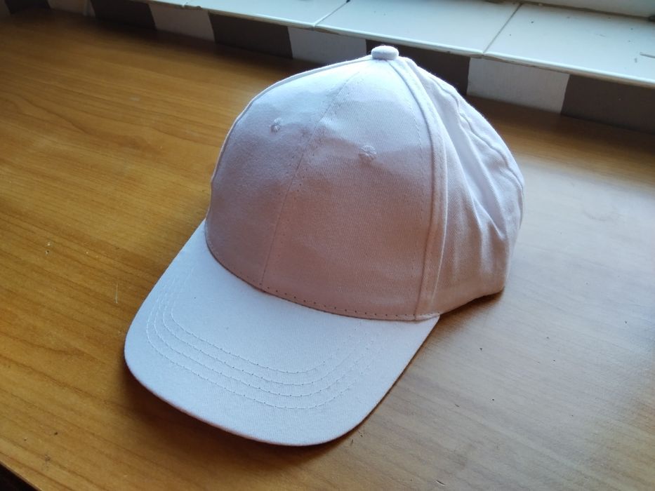 чисто нова детска шапка за лятото-чисто нова