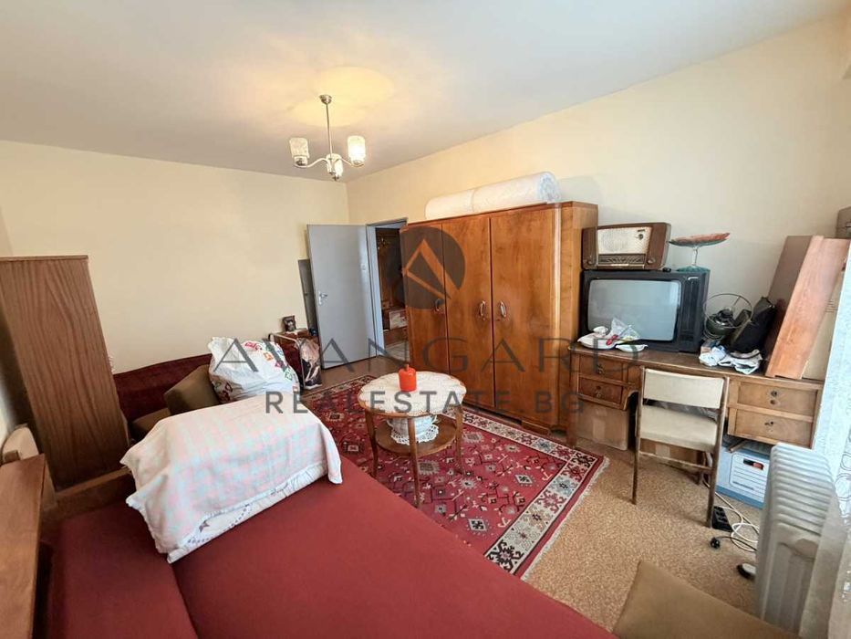 оф.25629 Двустаен с три отделни стаи/ Панаира