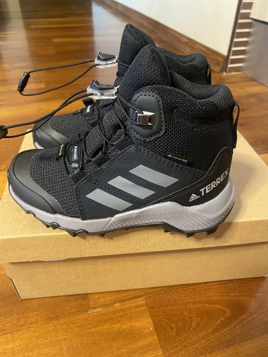 Детски маратонки Adidas и непромокаеми ботушки Adidas и GEOX