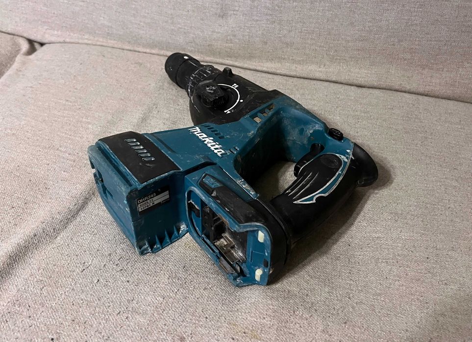 Makita DHR243 18V Brushless SDS Plus rotopercutor profesional