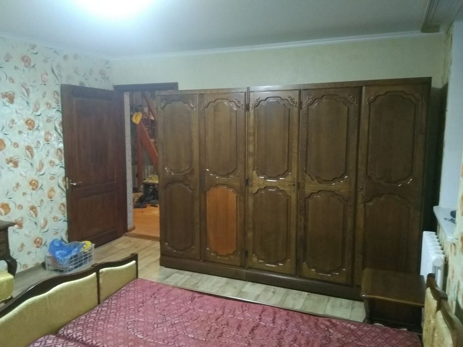 Спальный гарнитур