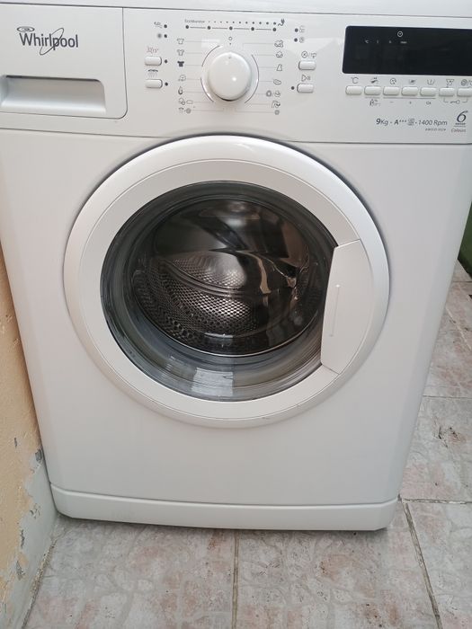 Whirpool 9 kg mașină de spălat