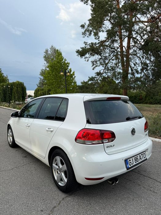 Volkswagen e-Golf 2012 benzină, 5.000 € — imagine 5