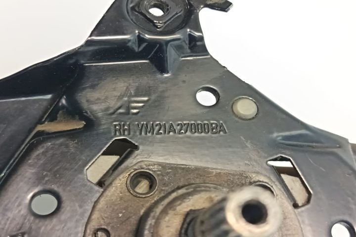 Macara geam spate dreapta manuala YM21A27000BA Ford Galaxy prima gene