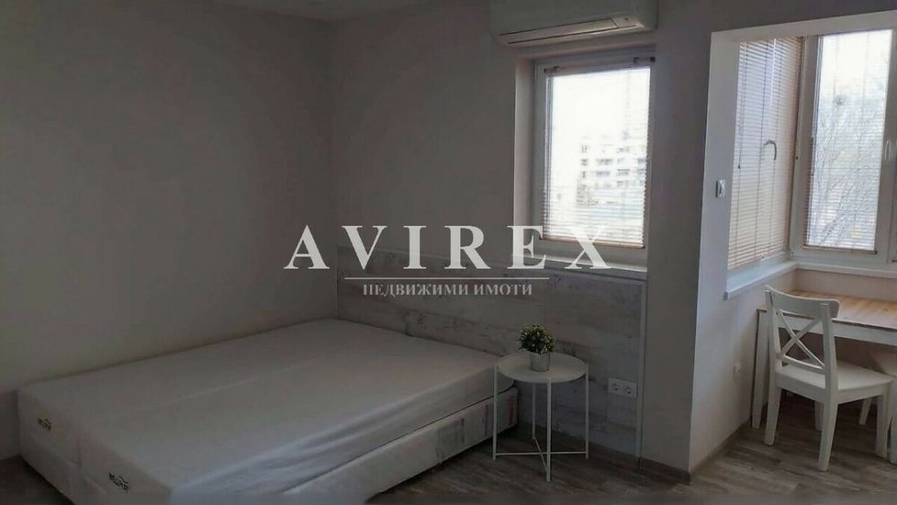 Дава се под наем Едностаен апартамент в Пловдив, Център - 40 кв.м за 306 € - Снимка #2