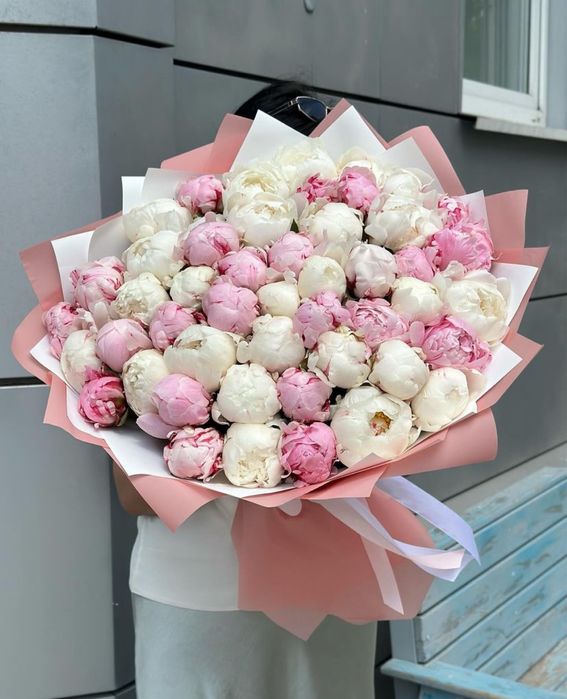 Пионы, Гортензии, Розы акция