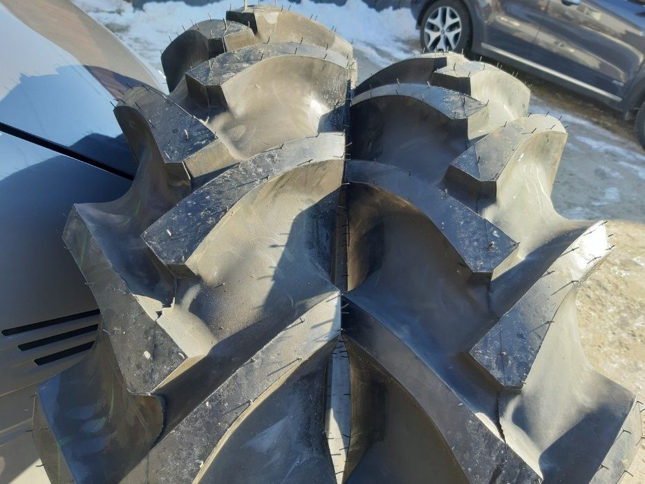 Anvelope noi agricole de tractor 12.4-28 BKT Cauciucuri cu 8PR