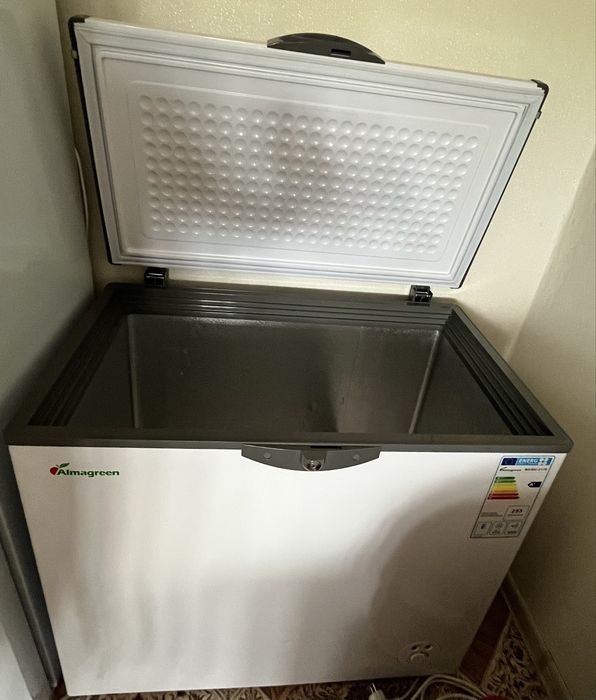 Продам морозильник Almagreem