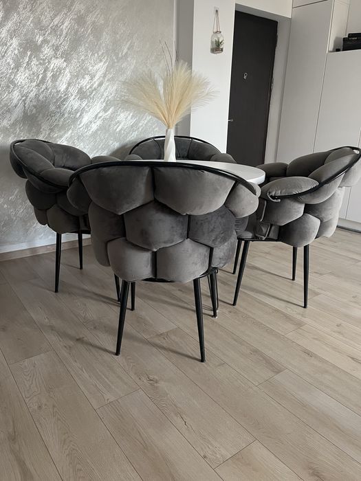 Scaune elegante