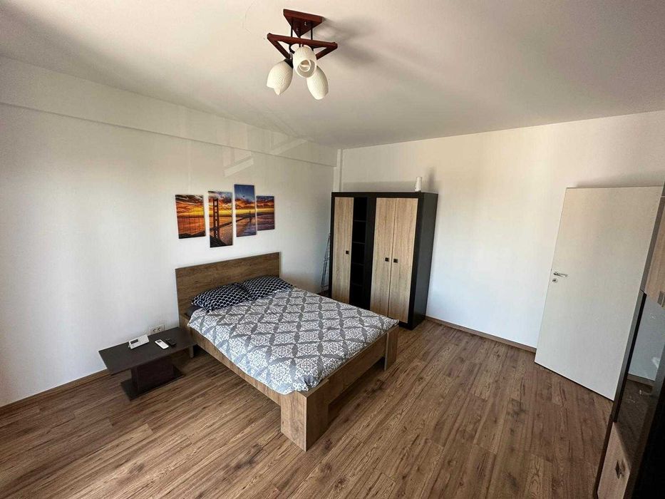 Închiriez apartament cu o camera