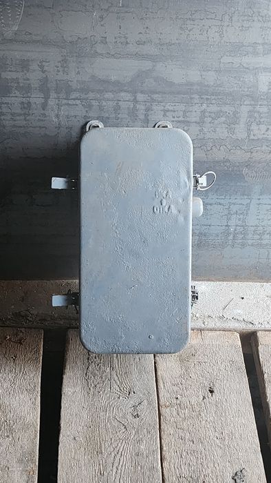 Продаётся 3х фазный щит с рубильником