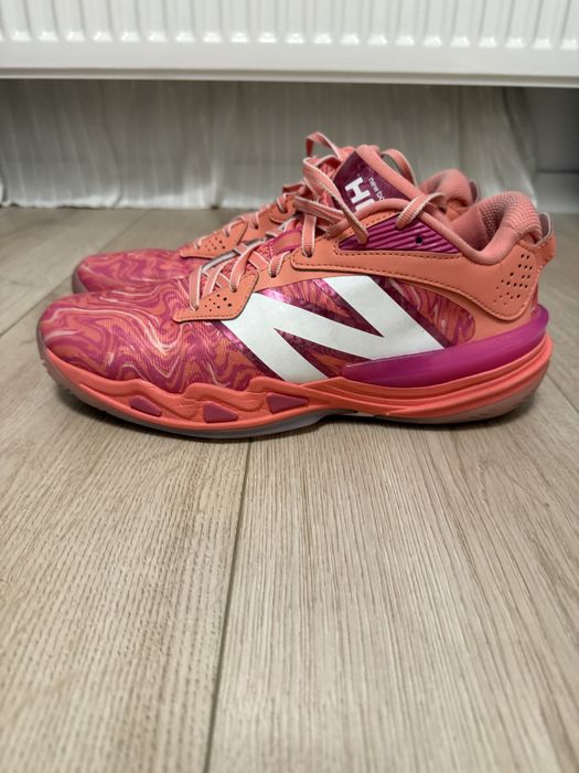 Adidasi New Balance Hesi V2 roz