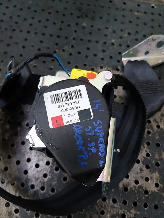 Centura siguranta stanga spate skoda superb 2 3t facelift 617719700