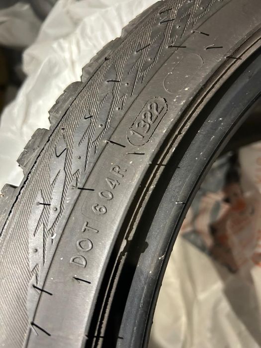 Шины Nokian Hakkapeliitta зимние БУ