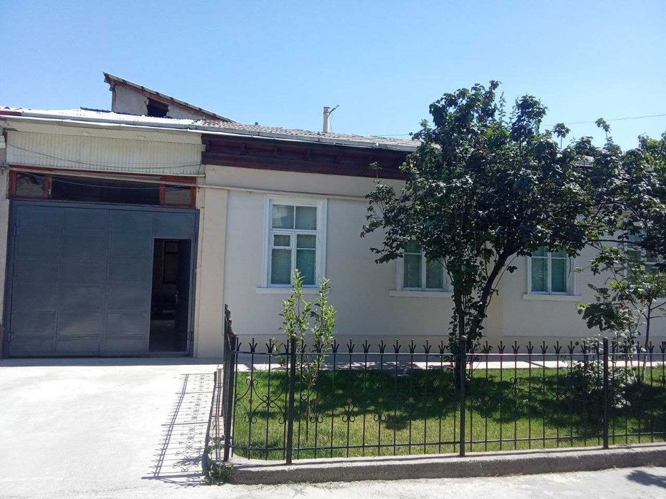 СРОЧНО !! Продается участок в Яшнабаде 4 соток 10 комнат Кадышева