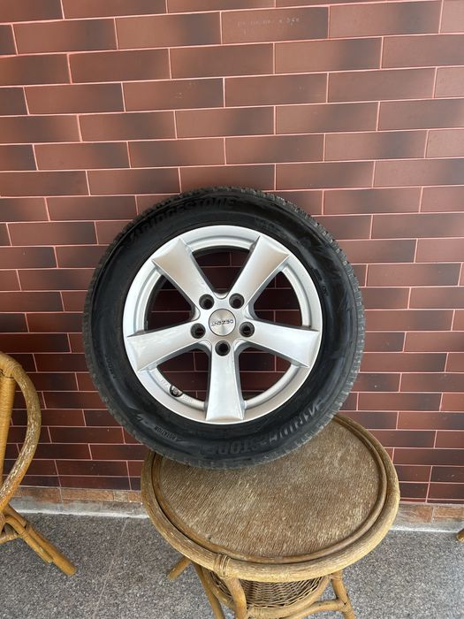 Jante Dezent cu anvelope Brigestone