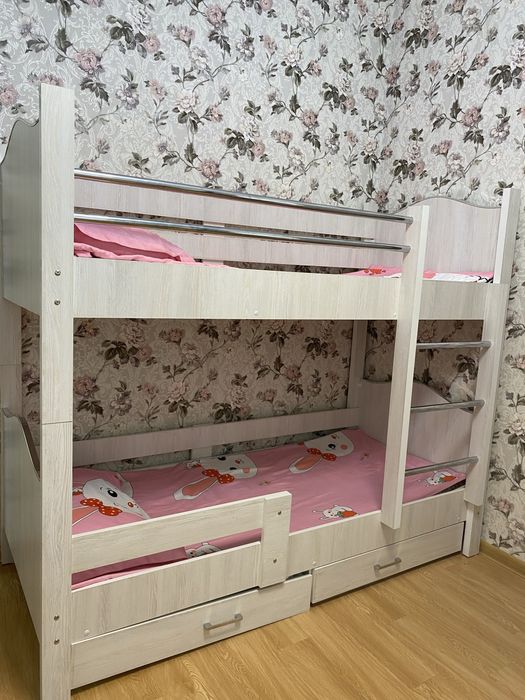 Bolalar kravati 2 etajli