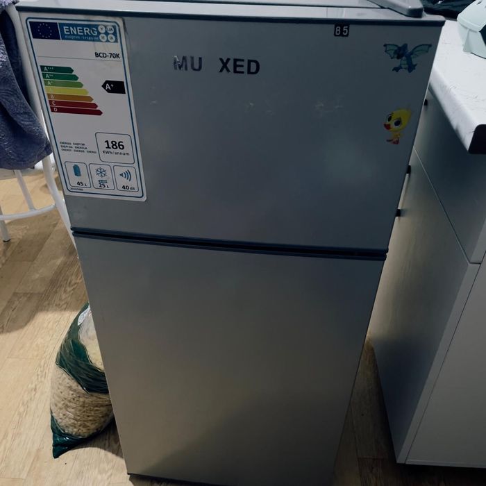 Продаётся  холодильник б/у