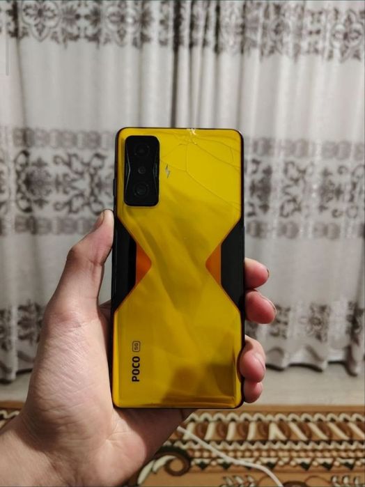 Poco f4 gt 256 gb