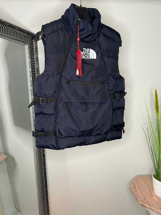 Vesta Northface albastra - model deosebit, stil antiglont