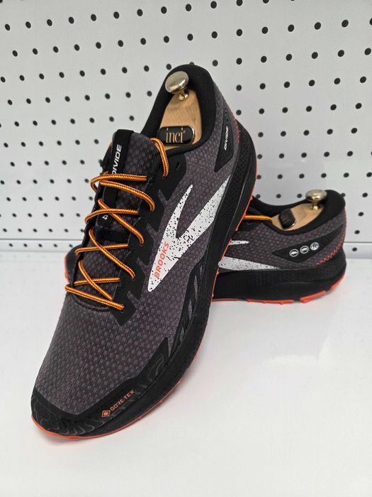 Оригинални мъжки маратонки - Brooks Divide 4 GTX