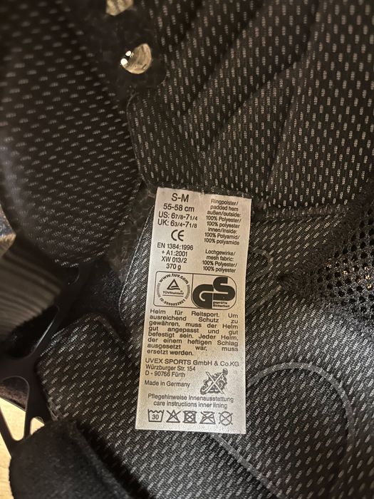 Каска за езда UVEX